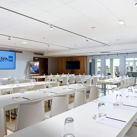 Radisson Blu 4*