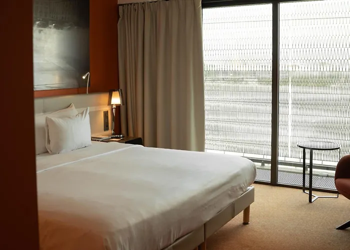 Ξενοδοχείο Radisson Blu 4*