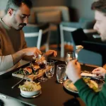Radisson Blu 4* بوردو