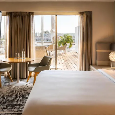 Отель Radisson Blu Бордо